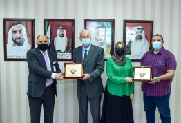 The President honors the distinguished committees at Al Ain University