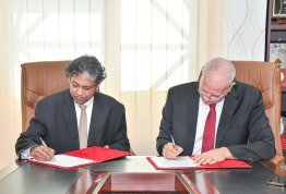 Signing MOUs with Engineering companies