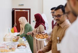 إفطار جماعي للموظفين 