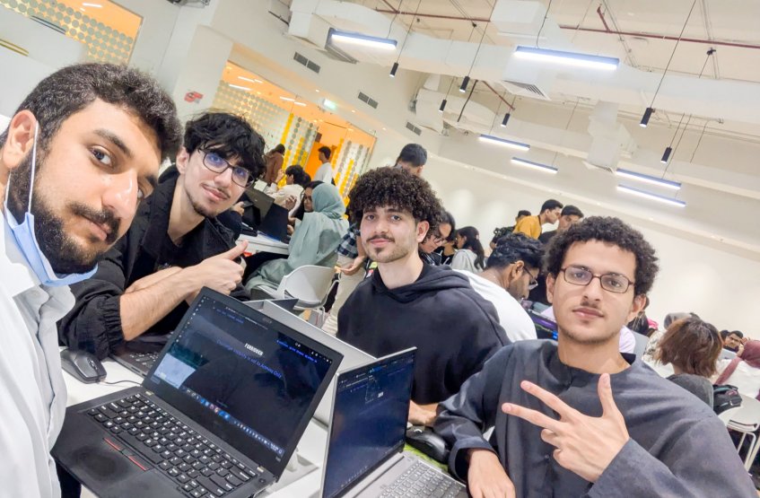 طلاب الهندسة يحققون المركز الأول في مسابقة 