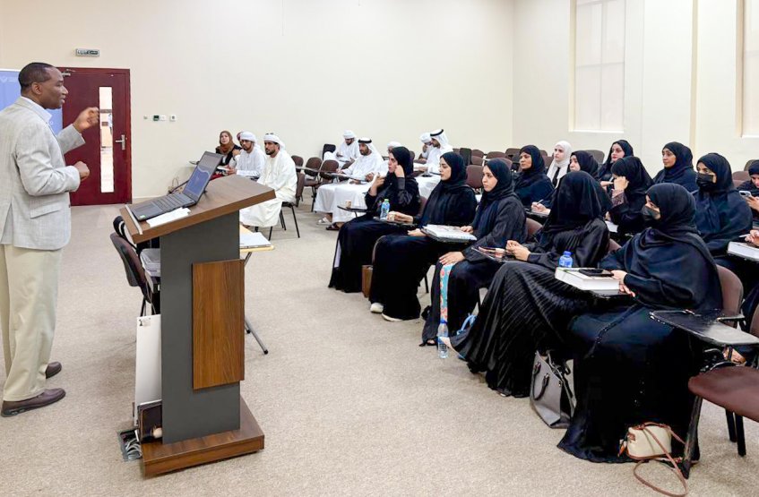 Postgraduate Students Explore Al Manhal Database at Khalifa Library ...