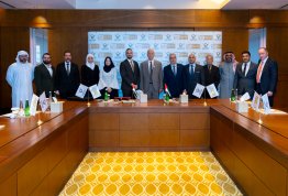 اتفاقية تعاون بين جامعة العين ومجموعة أبولونيا وسينيرجي الطبية