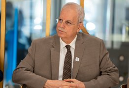 اتفاقية تعاون بين جامعة العين ومجموعة أبولونيا وسينيرجي الطبية
