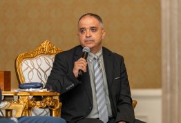 جلسة نقاشية حول مؤسسات التعليم العالي القائمة على الذكاء الاصطناعي